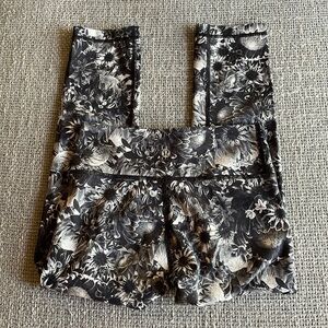 NEW LULULEMON Wunder Under Leggings!